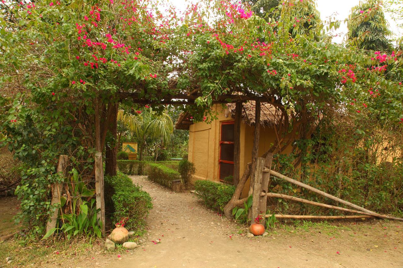 Forest Hideaway Resort Pvt Ltd Bardiya Exteriör bild