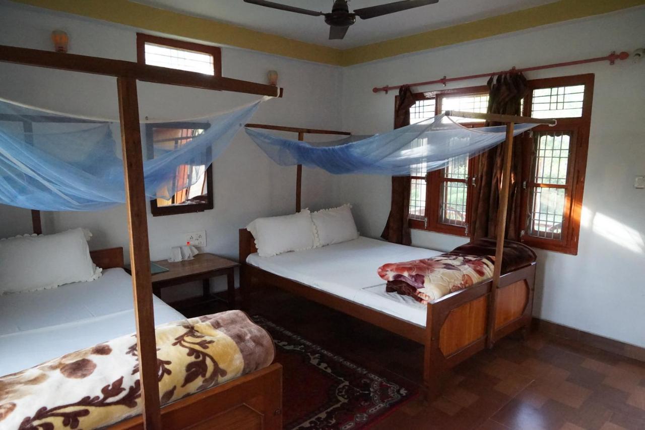 Forest Hideaway Resort Pvt Ltd Bardiya Exteriör bild